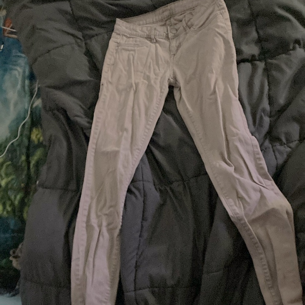Woman’s tan jeans size 0